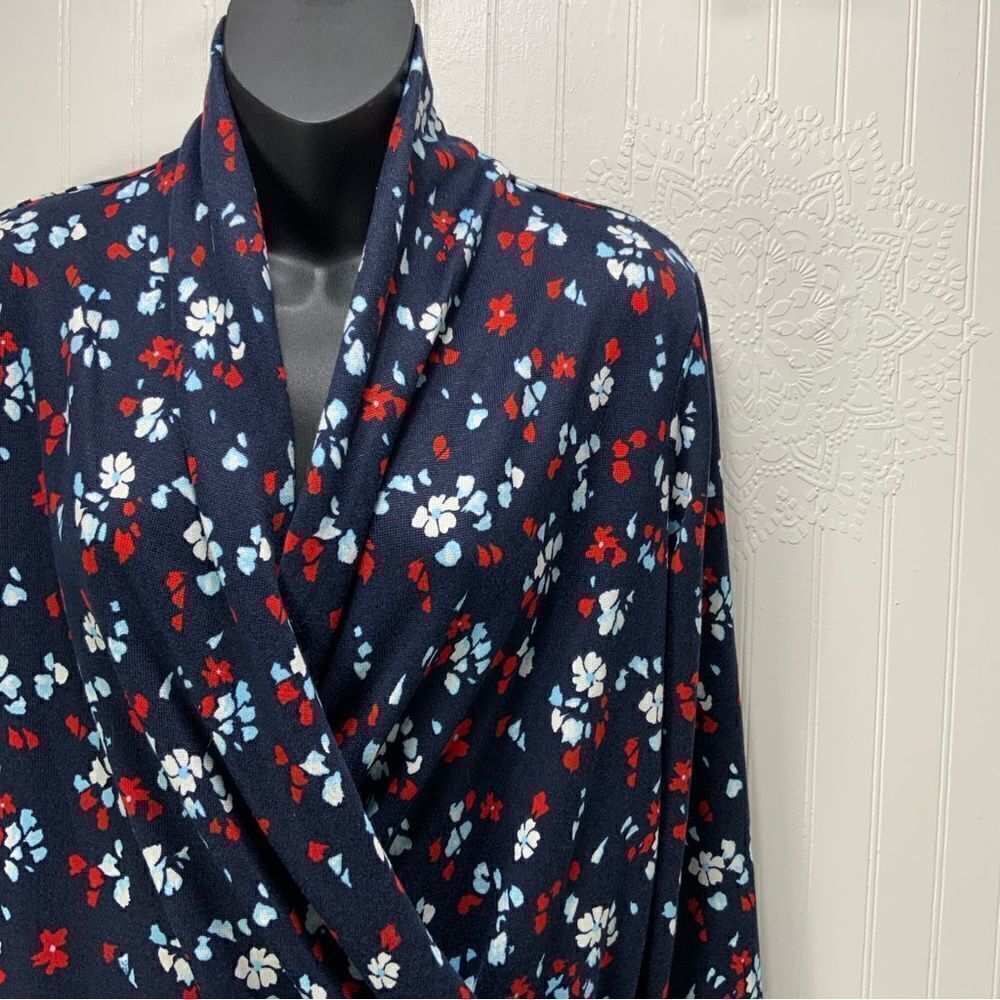 LOFT Faux Wrap long sleeve floral top - Picture 2 of 5